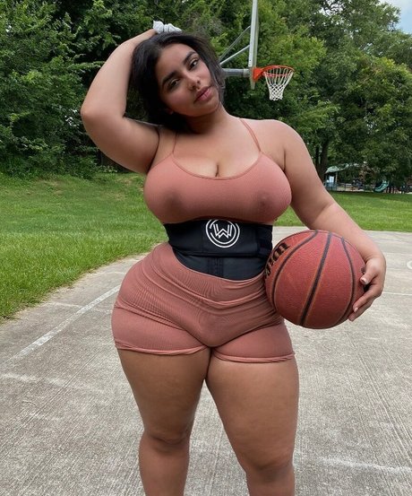 Megan Velez sexy star galleries