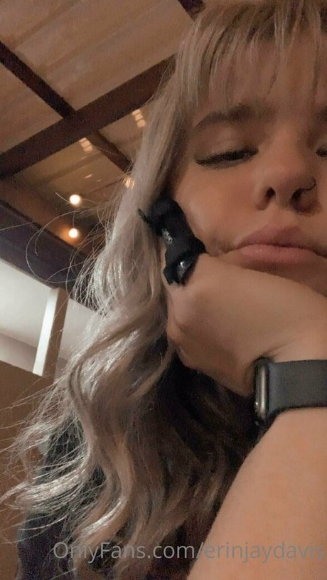 erinjaydavis pornographic model image