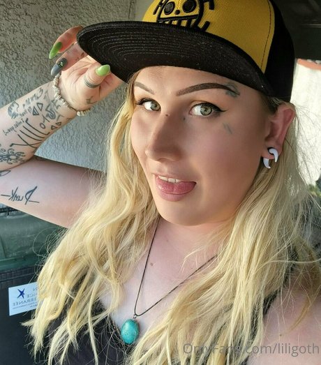 liligoth naked star photos