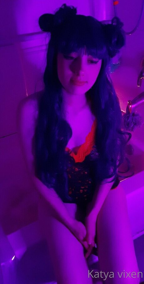 katyavixen01 star sex photo