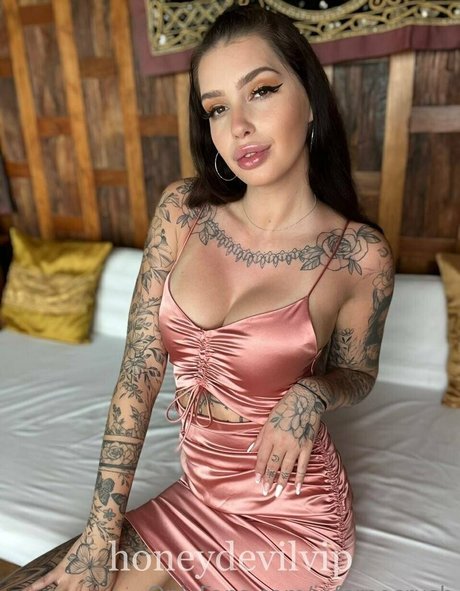 infernocrush hot model pics