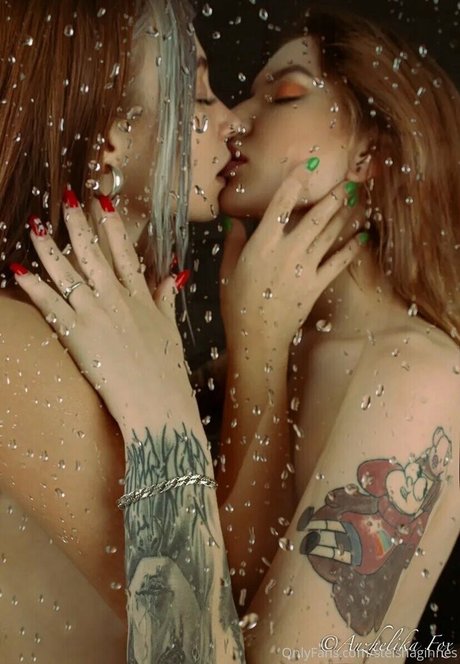 steishaginnes exclusive actress pictures