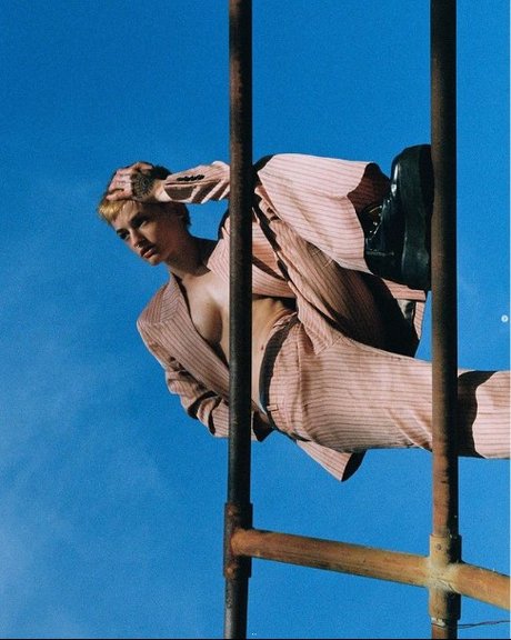 Esther McGregor hd star gallery