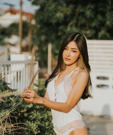 BunnyMutmai erotic actress image