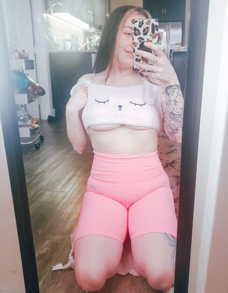 bracefacefree model high quality pictures