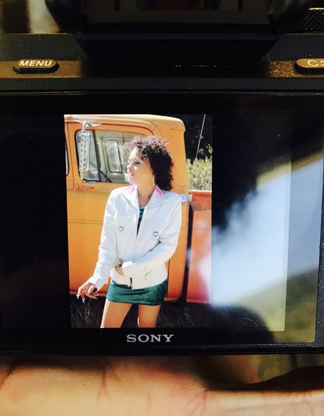 hollyhendrix_ perfect pornstar pics