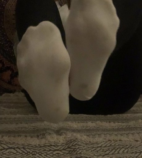 kayla footsie star exclusive images