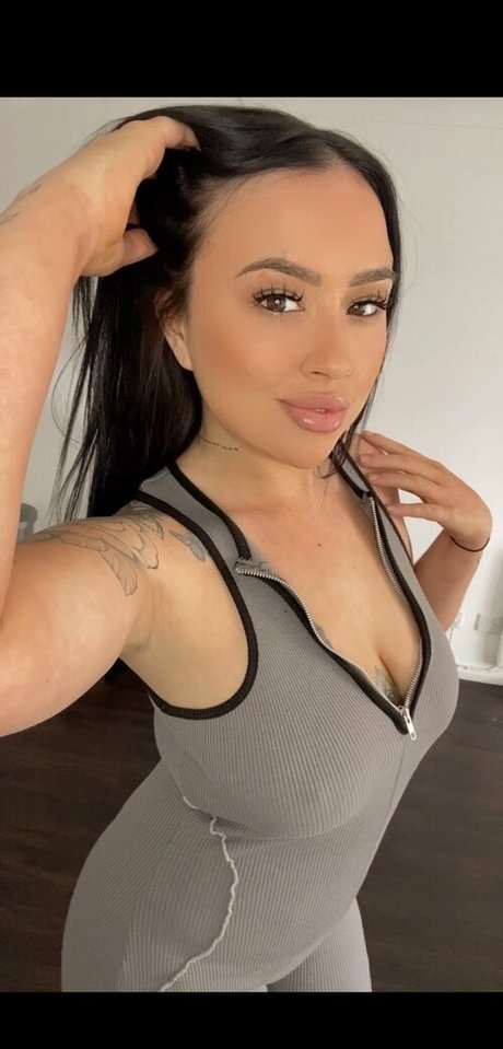 XRP Queen star exclusive photos