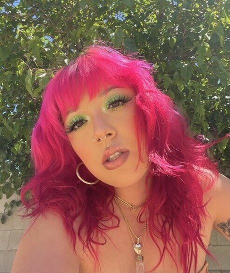 Aquaaamami naked pornstar pictures