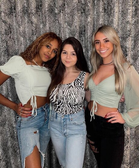 Kaylee S pretty model photo