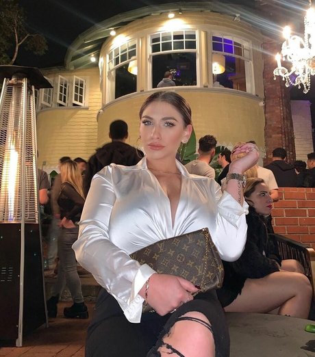 Nikki Kay porn star gallery