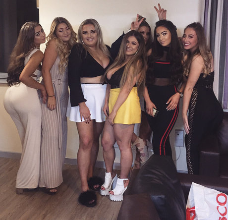 Beth G exclusive star photos