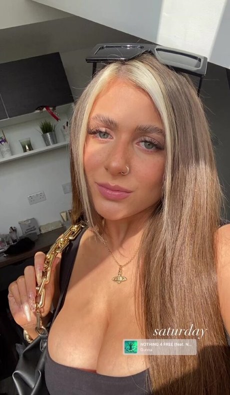 Beth G xxx pornstar pictures