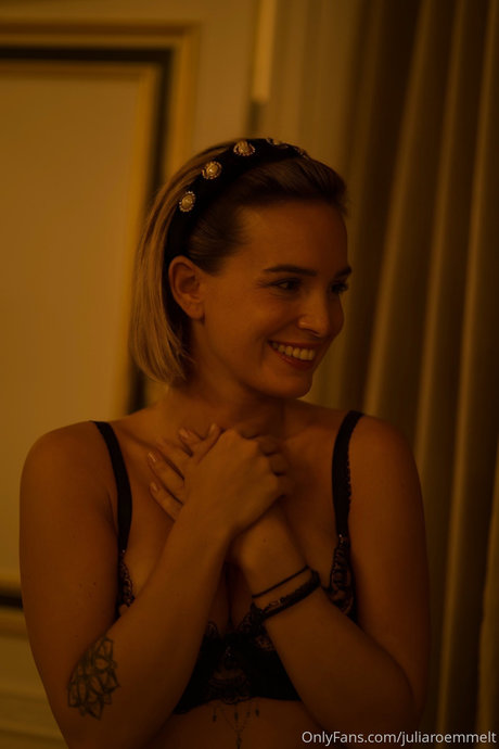 Julia Roemmelt beautiful pornstar pics
