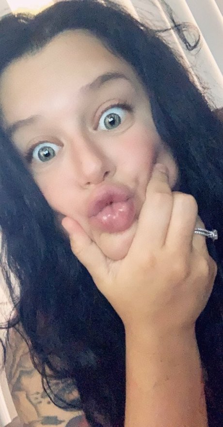 Ashley Dawn adult actress galleries