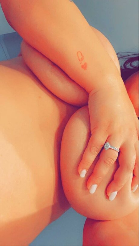 Ashley Dawn free actress galleries