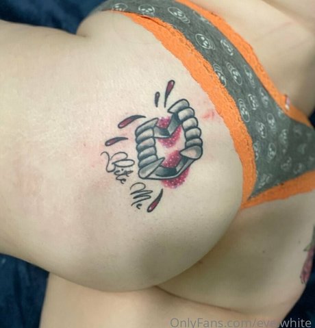 eve white pornstar nude photo