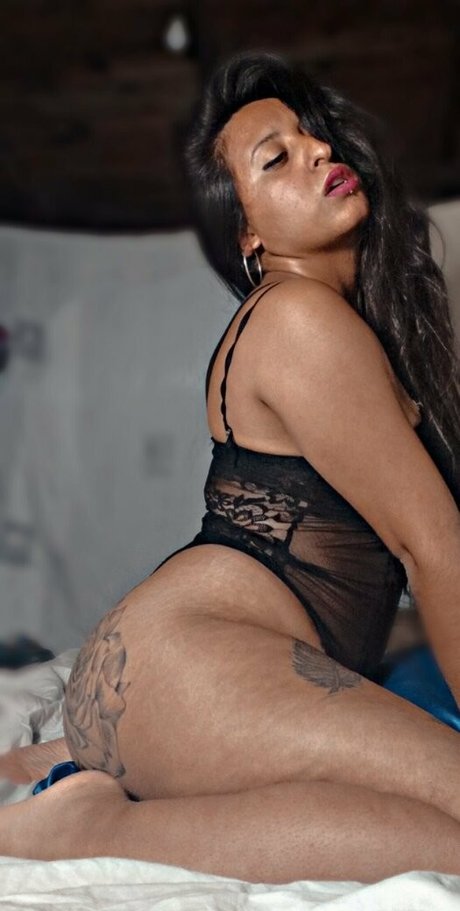 celeslucia21 pornstar adult images