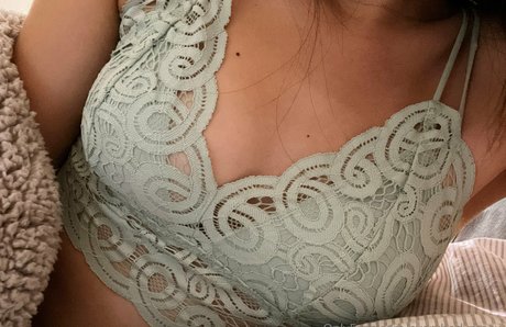 everybodymeow nudes star photos