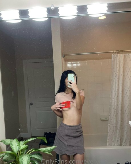 everybodymeow sexy star picture