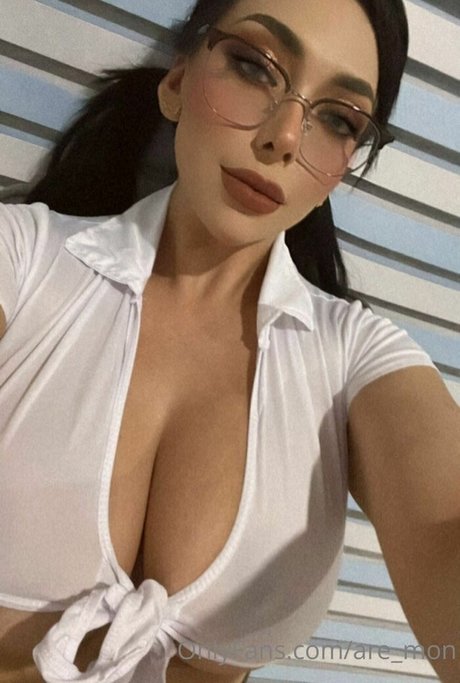 are mon sexy pornstar gallery