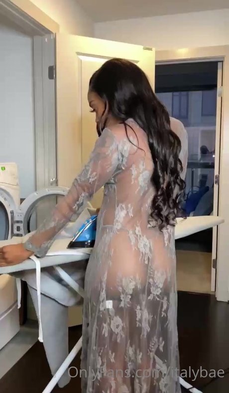 Italybae sexy actress photos