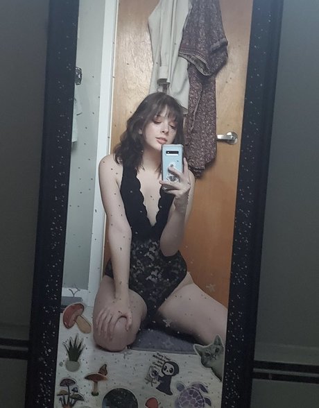 Dianalikesclowns beautiful actress picture