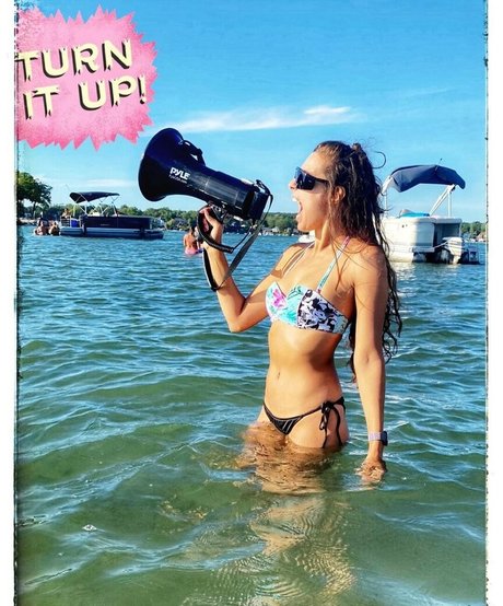 fr33sp1r1ts model pornographic photos