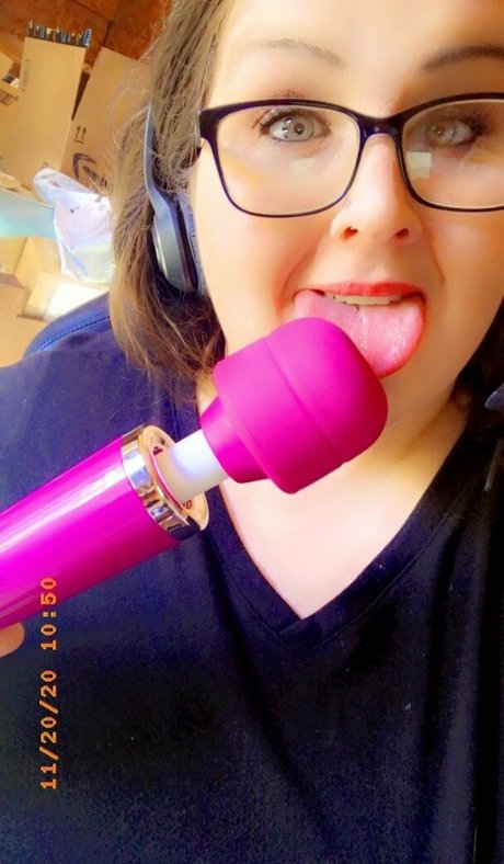 anonymousmariie actress pics