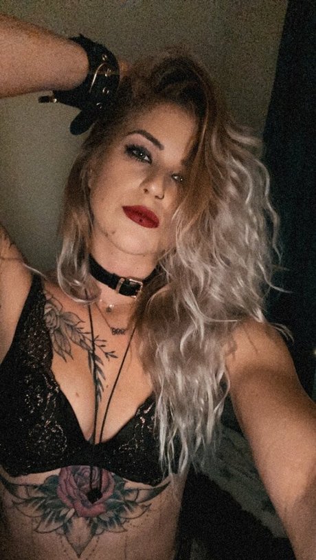 joymontana model adult galleries