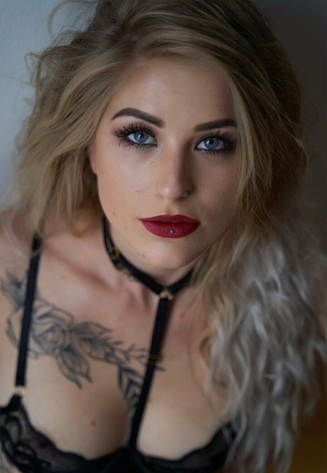 joymontana perfect actress pic