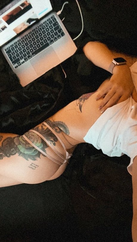 joymontana pornographic star pictures