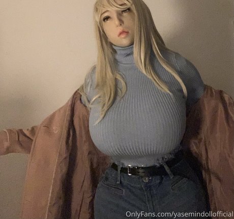 yaseonly naked actress pictures