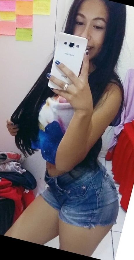 Isadora Drew star art archive