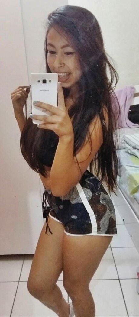 Isadora Drew beautiful star img