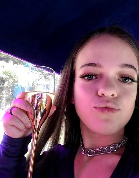 Lil Cutie beautiful actress archive