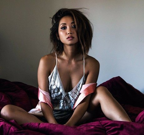 Brenda Song top pornstar galleries