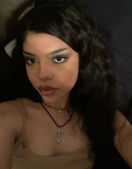 cyberiariley star nudes pictures