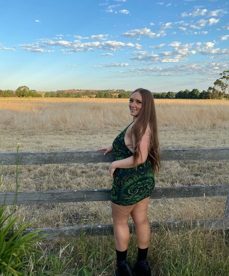 Dannielle Ashurst nudes model pics