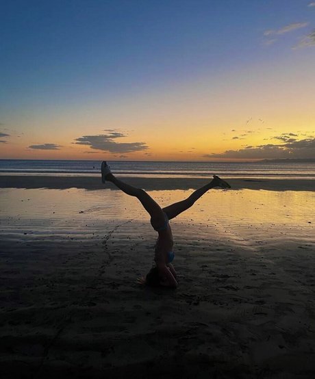 Dana Sartov pornstar exclusive gallery