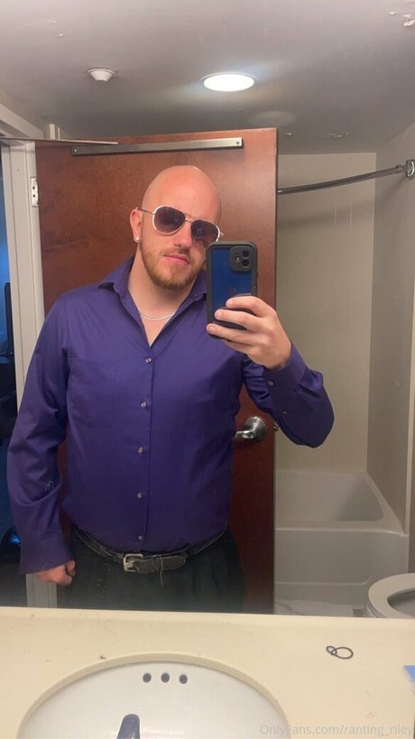 ranting riley model erotic galleries