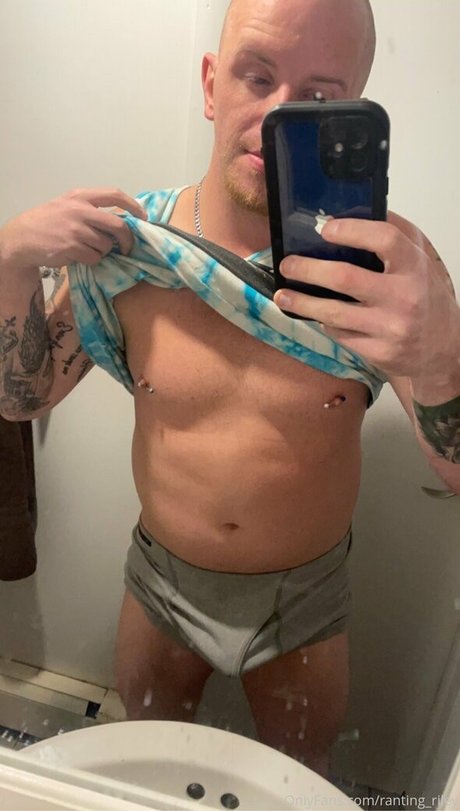 ranting riley Profile pic