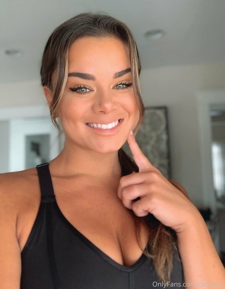 dessiem erotic pornstar pictures