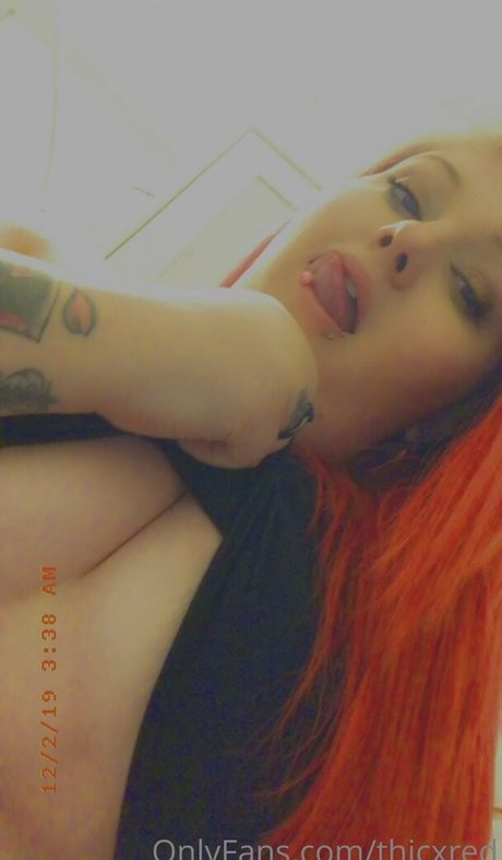 thicxred sexy actress pic