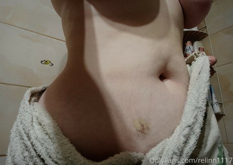 relinn1117 pornstar nude picture