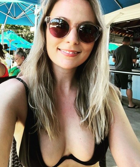 That Er Nurse model beautiful picture