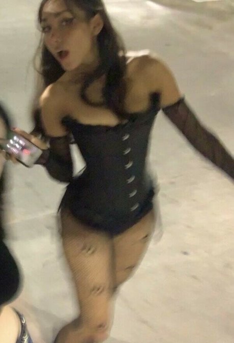 totallylizey star erotic picture