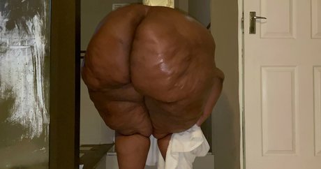 Kandi Pear perfect pornstar picture