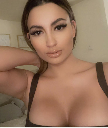 cbaby05 xxx pornstar pictures