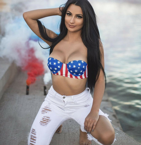 cbaby05 xxx pornstar archive